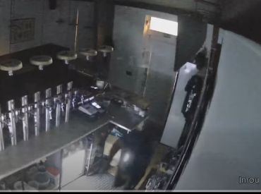 В праздники обокрали кафе «Ёжик в тумане» и крафтовый бар по соседству