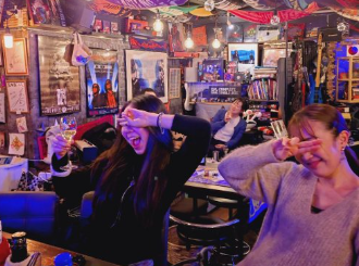 «После 40 — мимо»: в Японии начали ограничивать возраст посетителей баров