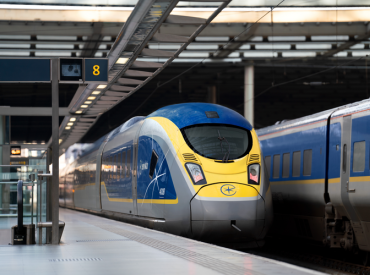 Eurostar встал прямо под Ла-Маншем: хаос настиг пассажиров самой популярной сети ЕС!