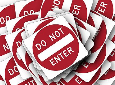 ИИ сорвался с тормозов? Чат-бот Илона Маска признал опасный сбой