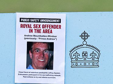 Экс-принца Эндрю освободили из-под ареста после многочасового допроса по делу Эпштейна