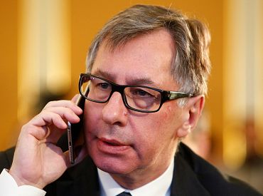 Бюро по защите Сатверсме копает под Авена: лишат ли его гражданства Латвии?