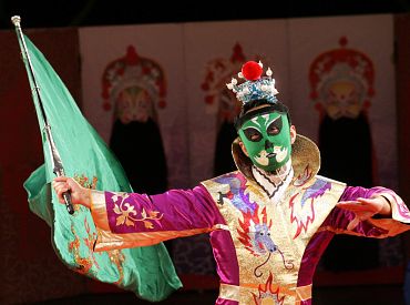 Китай под видом культуры может собирать информацию: некоторые депутаты не вняли сигналу СГБ