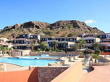 Пятизвёздочный отпуск с летальным исходом: туристы летели за солнцем — и не вернулись