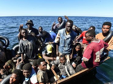 «С помощью мигрантов вымести из этой страны фашистов и расистов»: левые уже и не скрывают своих планов