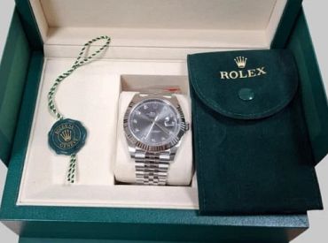 Нужда и долги заставили? Следователь СГД решился на хищение дорогих часов