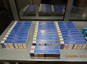 «Зелёный коридор» дал прикурить! У эстонского гостя изъяли 382 пачки сигарет