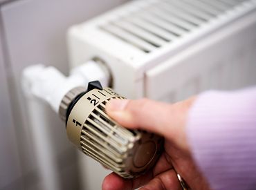 Опрос Press: люди хотят от государства не денег, а более низких тарифов на тепло. Реально ли это?