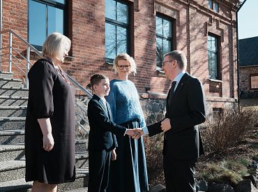 Школьник пригласил президента в Смилтене — Ринкевич приглашение принял