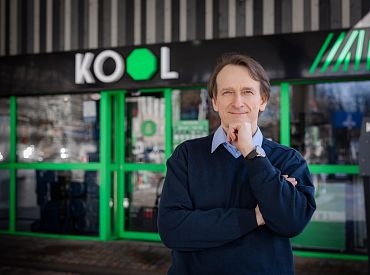 Naftas cena diennakts laikā pieaug par 20%. Ko sagaidīt Latvijas patērētājiem, prognozē “KOOL Latvija”