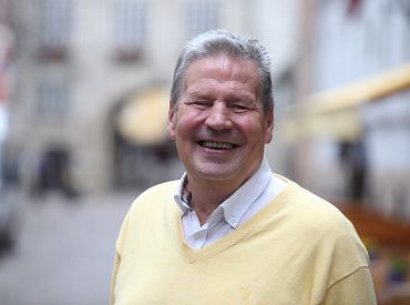 Экс-депутат Сейма: «Безопасность лучше хлеба с маслом и икрой»