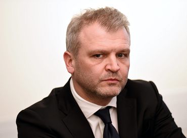 Скандал вокруг Нурмуйжского замка. Бывшая Олега Филя требует 30 000 евро у миллионера