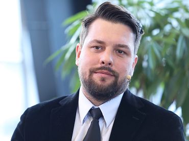 Ārpolitikas pētnieks: ASV karadarbība pret Irānu režīmu konsolidējusi, nevis gāzusi