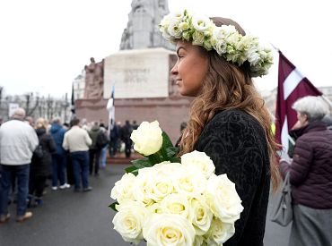Leģionāru piemiņas gājiens Rīgā noslēdzies bez starpgadījumiem