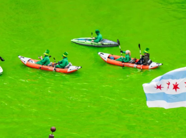 Река вдруг стала изумрудной: в Чикаго снова произошло «невозможное»