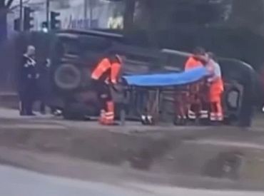 «Машина скользила на боку»: очевидцы о смертельной аварии в Елгаве