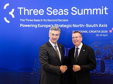 Prezidents: Trīs jūru reģionā svarīgi ieguldīt spēcīgākā loģistikā un koordinētā enerģētikas stratēģijā