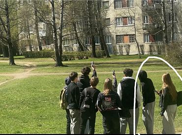 В Кенгарагсе взрослые передали детям два пневматических пистолета: ребята стали стрелять