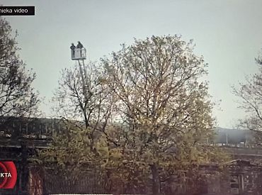 Горит комплекс зданий бывшего Рижского вагоностроительного завода