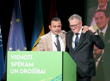«Новое единство» заинтересовалось дружбой с оппозицией?