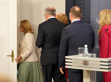 Товарищи, нам крышка: задержания KNAB и речь Силини повеселили соцсети