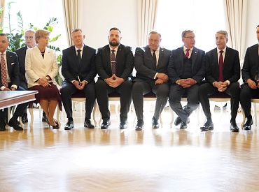 Правительство едет в Латгалию: посетят ли министры спа-центр?