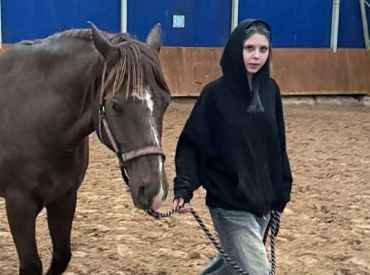 Вышла из дома в пятницу и не вернулась: полиция ищет Алисе Козулину