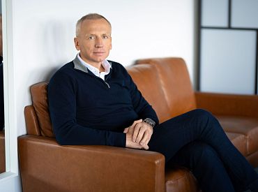 “Aventus Group” vadītājs Andrejus Trofimovas saņem starptautisku atzinību finanšu tehnoloģiju nozarē