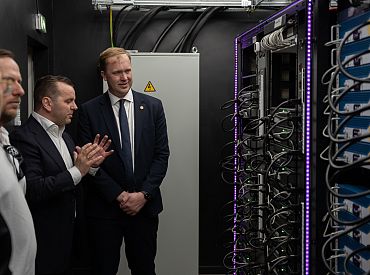 Smiltenē darbu sāk Baltijā pirmā blokķēdes datu centra integrētā katlumāja