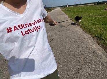 «Мы тебя посадим!» Ланге  угрожали на автобусной остановке