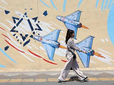 Тегеран бьет по базам США в ответ на американские атаки в отместку за сбитый вертолёт