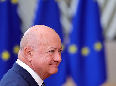 Канцлер Австрии заявил, что ЕС нужно начать переговоры с Путиным для завершения войны