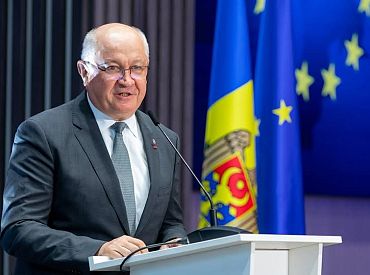 Премьер Молдовы Мунтяну неожиданно подал в отставку