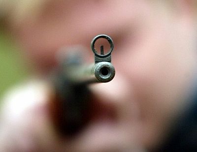 Purvciemā par šaušanu uz putniem aiztur pensionāru