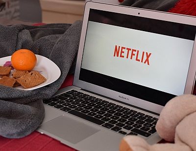 «Netflix смотрит на вас»: Техас обвиняет сервис в слежке за детьми