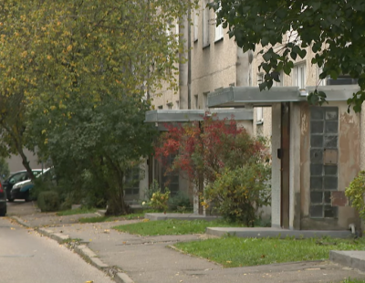 Тяжелобольная женщина терроризирует жителей Пурвциемса: и что им делать?