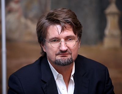 Депутат Стендзениекс: «Если тюрьма — история успеха, вам там и сидеть!» (ВИДЕО)