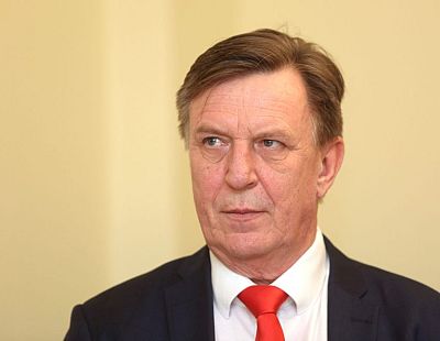 Кучинскис надавал Кулбергсу советов: гнать лишних посетителей, диктовать повестку, не придумывать министерств