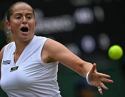 «Путинская подстилка!» Остапенко не сдержала эмоций на корте в Дубае (ВИДЕО)