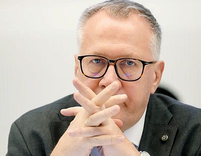 А у нас что? Министр финансов предлагает создать «саморазвивающуюся бюрократию»