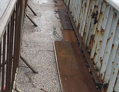 Кто провалил проект ремонта Вантового моста? Мэр признал ошибки, но не свои