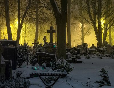 «Сносить могилу и освобождать место?» Именно так, исключений нет в законе