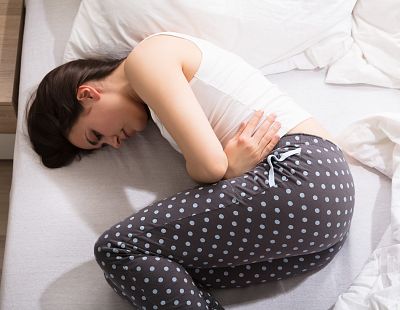 Aizdomās par seksuālu vardarbību aizturēts nelicencēts hipnozes speciālists