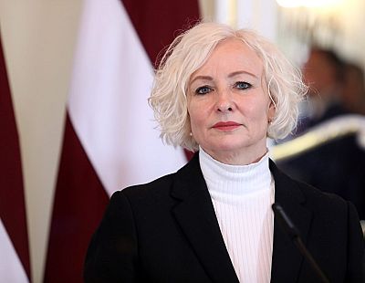 Mieriņa pieļauj, ka Saeima varētu strādāt arī vasarā