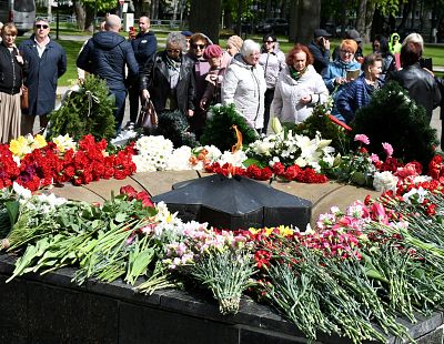 Произошёл взрыв на мемориале «Вечный огонь» в Даугавпилсе. ВИДЕО