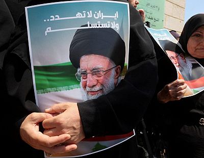 Избран новый верховный лидер Ирана. Что о нем известно?