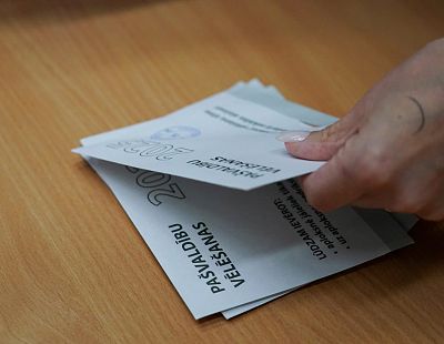 Избирательные бюллетени сначала напечатали с уже закрашенными окошками? Есть пруфы