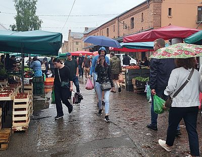 «Что, денег нет?» Женщина была шокирована словами продавца после того, как отказалась купить арбуз