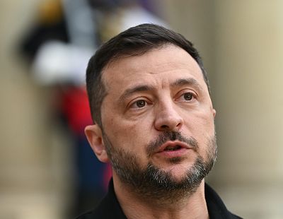 Zelenskis: Līdz ar sankciju vājināšanu Krievija saņem papildu resursus karam