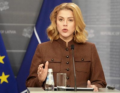 Срочная новость: Силиня призывает к прямым переговорам с Россией